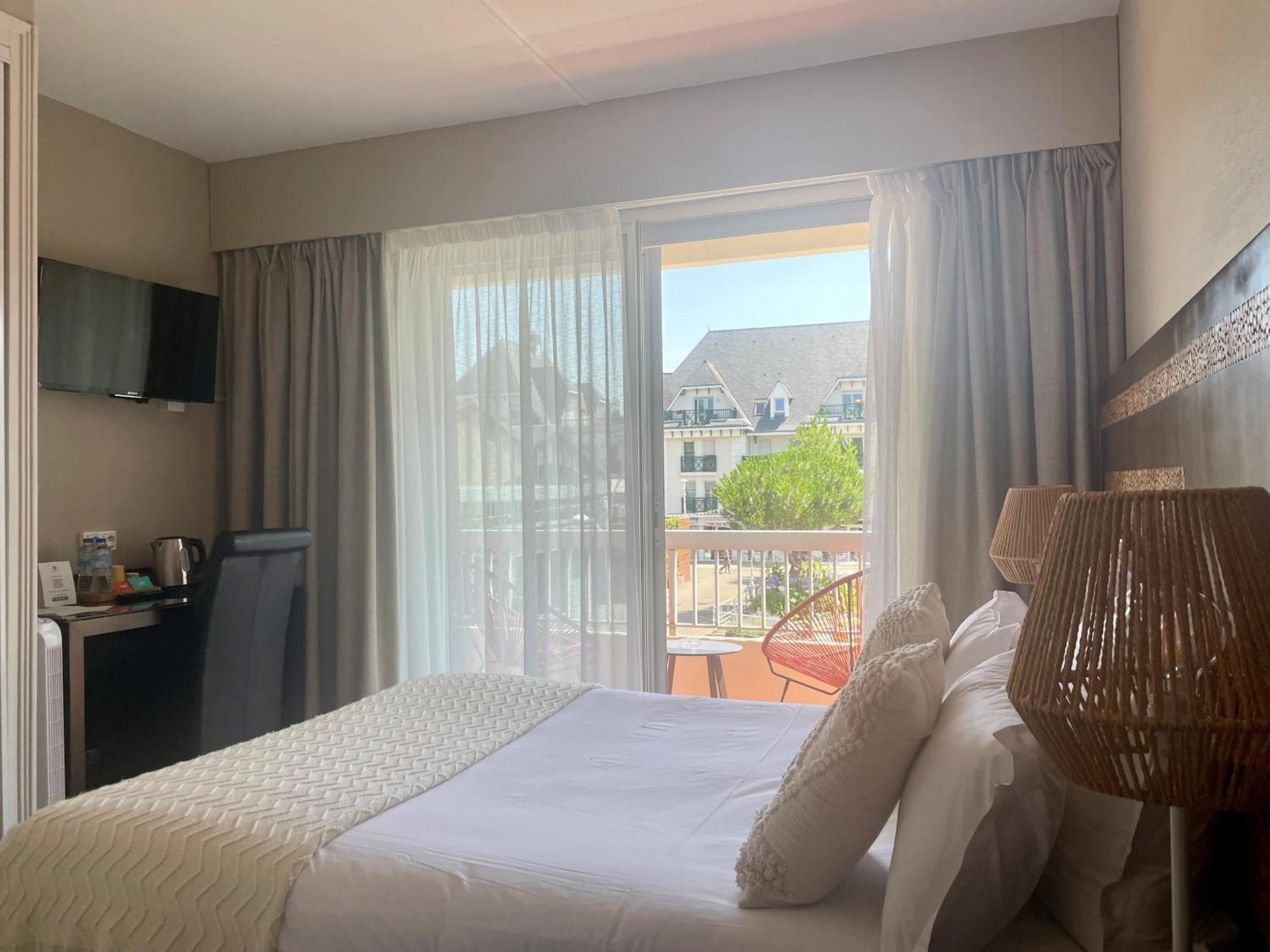 Hotel Bo & Mia La Baule エクステリア 写真